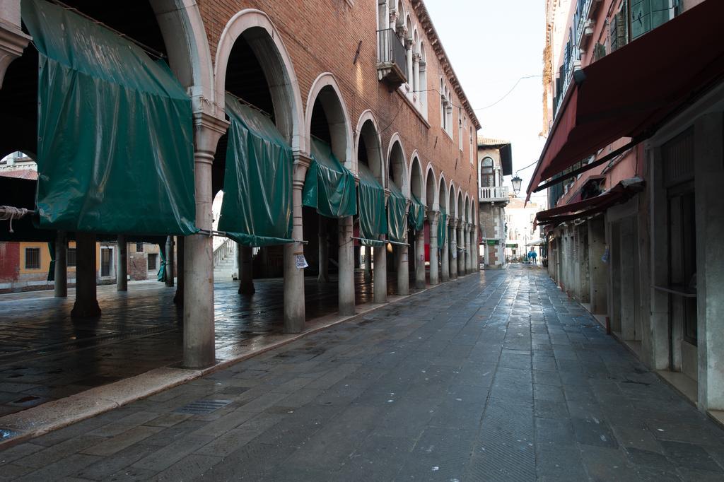 The Lion'S House Apt4 Venedig Zimmer foto
